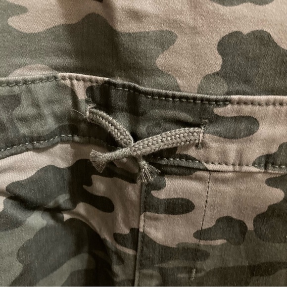 Girls Camo Overalls Size 18 XXL Camouflage Bib Overalls Stretch - Picture 6 of 15